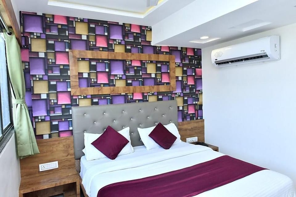 Hotel Peradiot Hotel in Ahmedabad