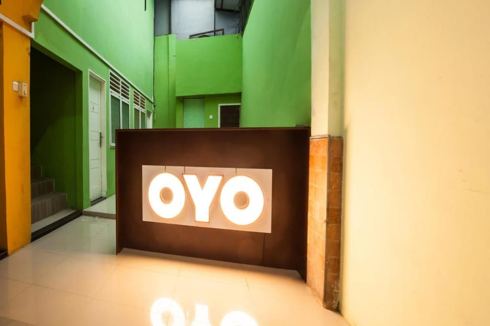 OYO 1733 Pocut Residence Syaria Hotel in Indonesia
