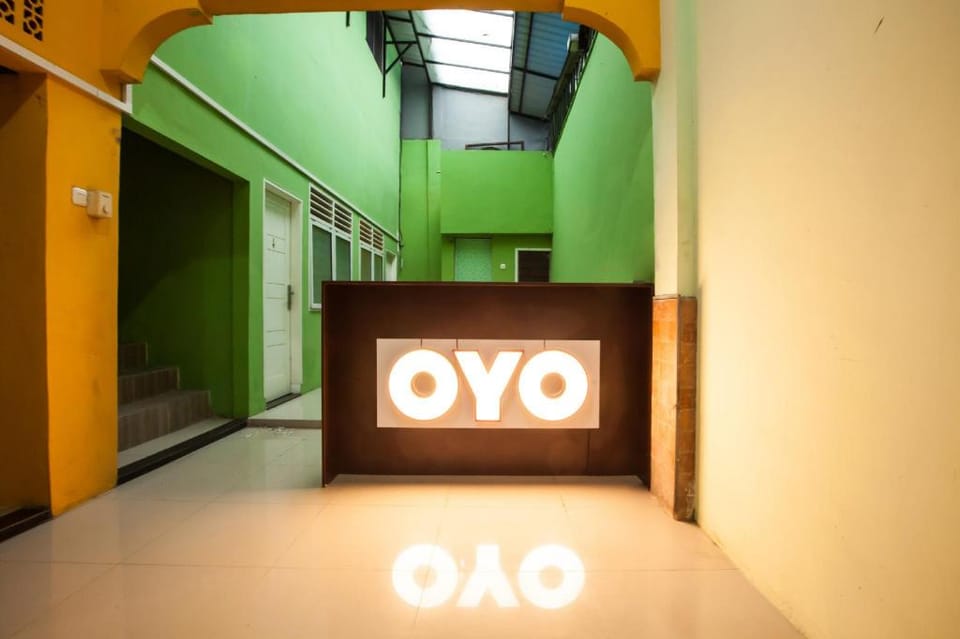 OYO 1733 Pocut Residence Syaria Hotel in Indonesia