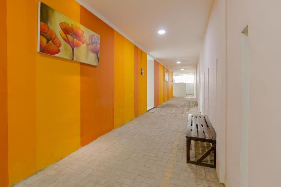 OYO 2228 Arwinda Costel Syariah Hotel in West Java