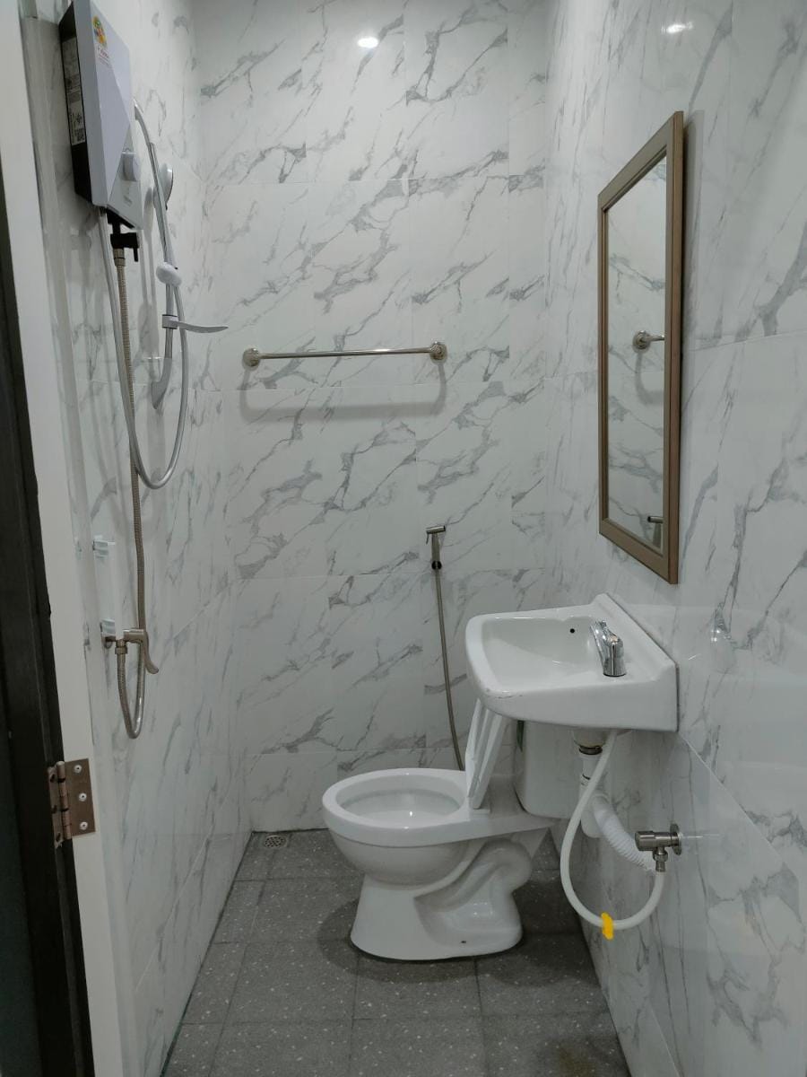 Aladdin Guest House Hotel in Krabi Changwat