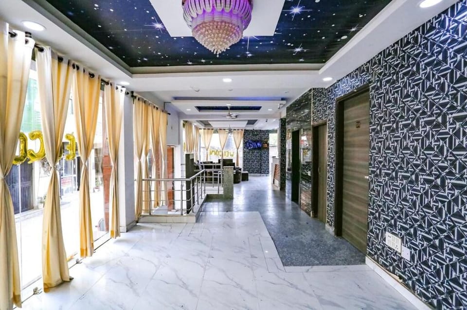 FabHotel Royal Orbit Hotel in Delhi