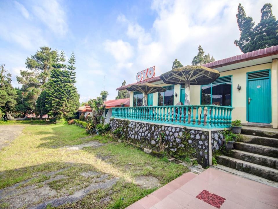 OYO 2322 Dien Karona Hotel Hotel in Indonesia