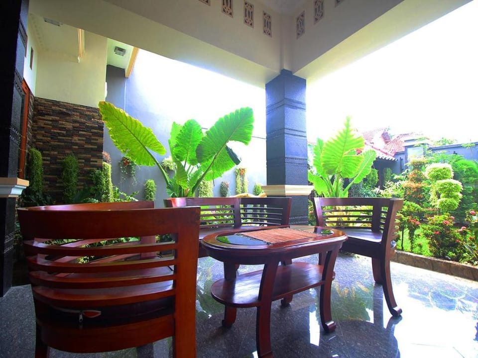 Hotel O isma Laut Tawar Syariah Hotel in Indonesia