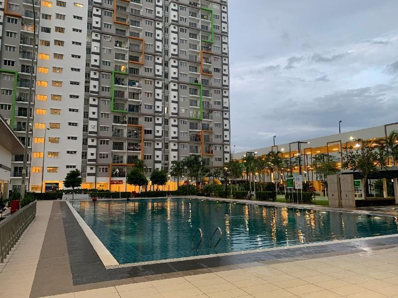 Izzie Family Homestay DCerrum with Internet Apartment in Negeri Sembilan, Malaysia