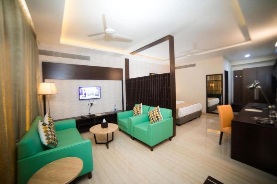 Fortune Plaza Hotel Bed and Breakfast in Karnataka