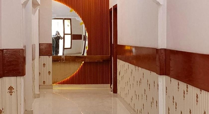 New Royal Residency Hotel in Karachi
