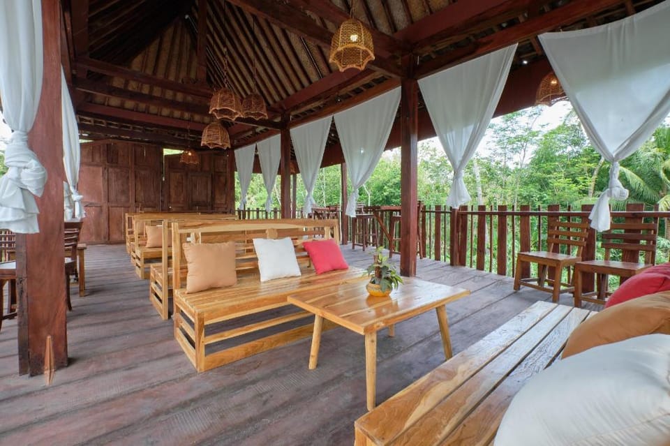 OYO 2519 Mayang Garini Hotel in Special Region of Yogyakarta