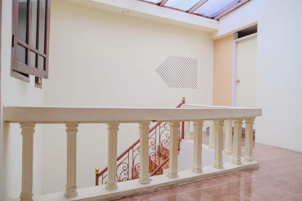 SPOT ON 2368 Dahlia Homestay Family Residence Hotel in Batu