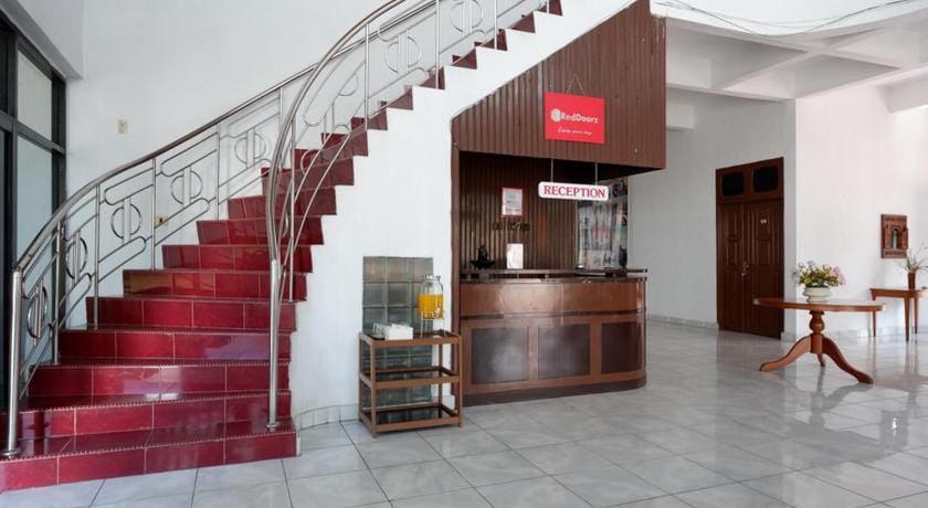 RedDoorz @ Hotel Horas Palopo Hotel in Indonesia