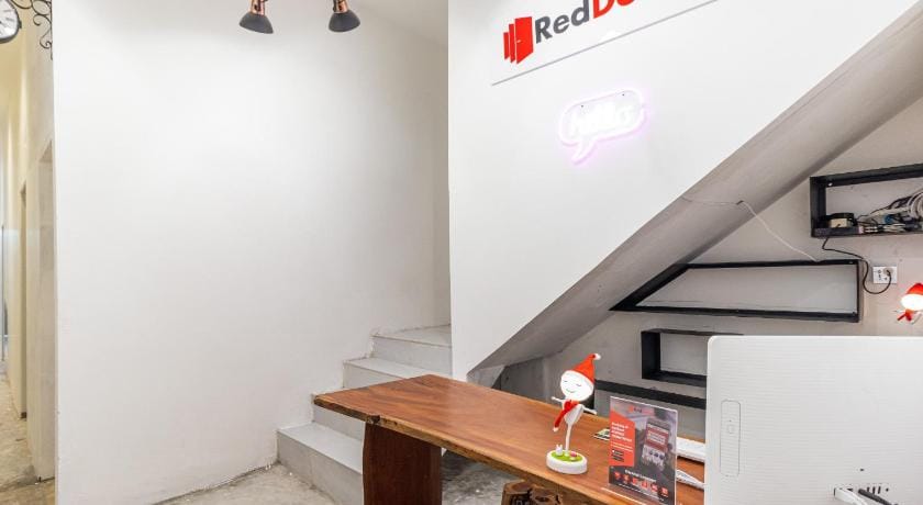 RedDoorz Plus @ Mitrotel Medan Hotel in Indonesia