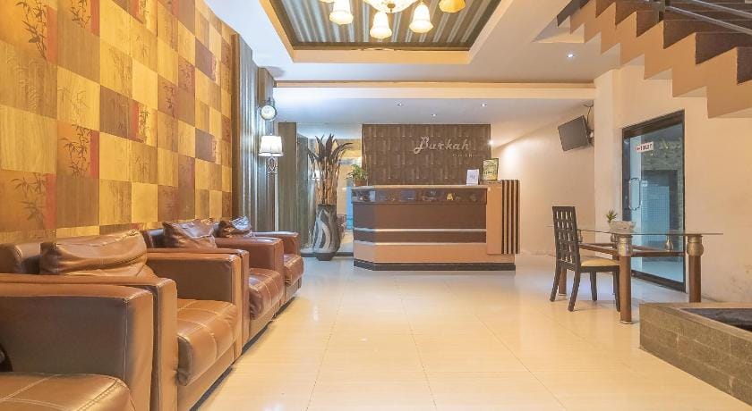 RedDoorz Plus near Sepinggan Airport 3 Balikpapan Hotel in Indonesia