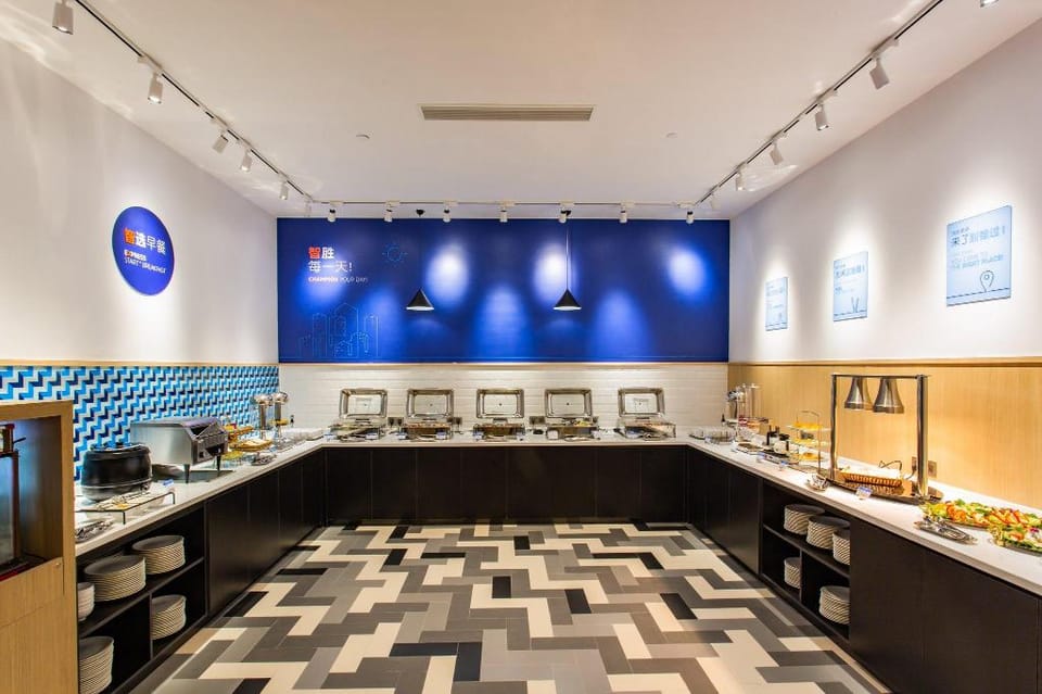 Holiday Inn Express Jiangmen Jianghai By IHG Hotel in Guangzhou