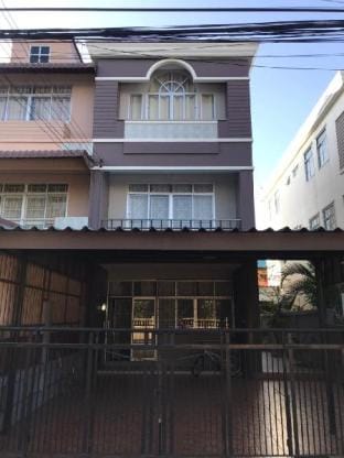 Thehome impact muang thong thani Vacation rental in Bangkok