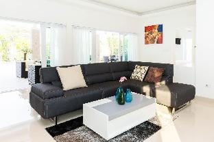 Hin Lek Fai Villas Villa in Hua Hin District