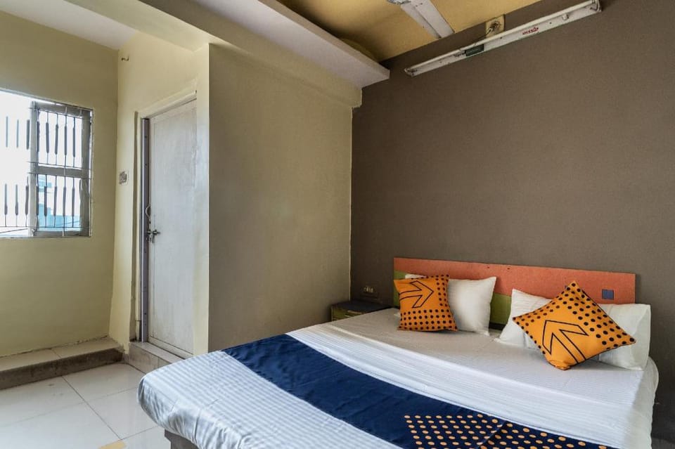 SPOT ON 65597 Hotel Kamal Palace Hotel in Ahmedabad