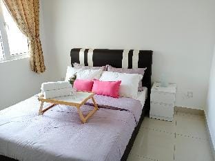 Balcony | Cozy 2Bedroom | 5mins to CIQ & KSL Apartment in Johor Bahru
