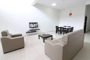 Kota Laksamana  Cozy Homes 5BRoom 10pax by Step-In Vacation rental in Malacca