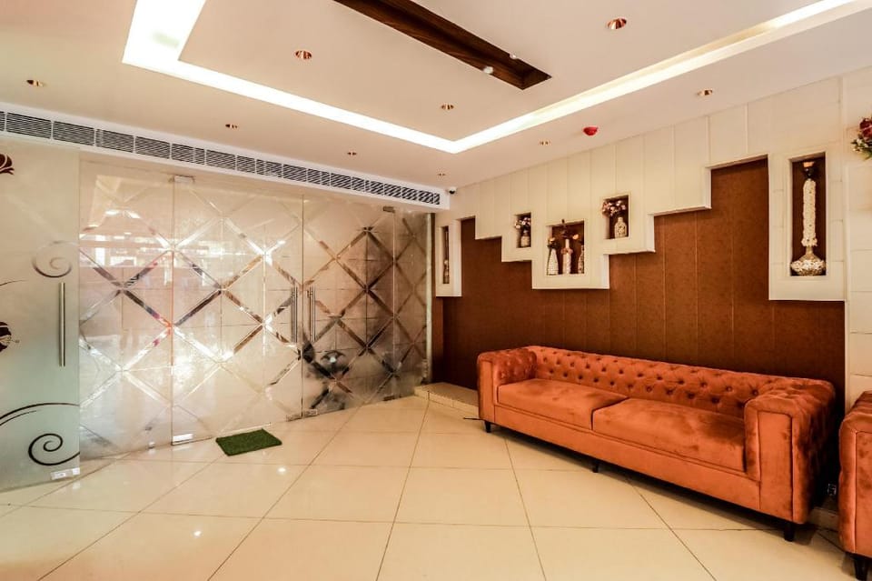 Hotel O JPS Galaxy Hotel Hotel in Delhi