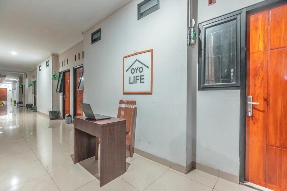 OYO Life 2335 Kos 89 Hotel in West Java