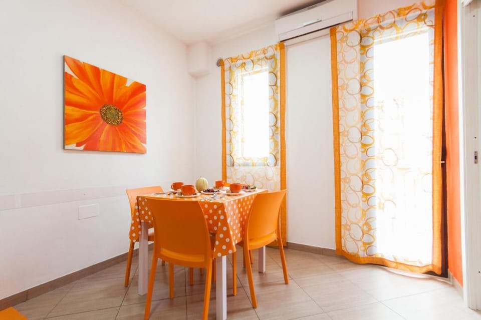orange apartment 4 pax city center all the comfort Apartment in Castellammare del Golfo