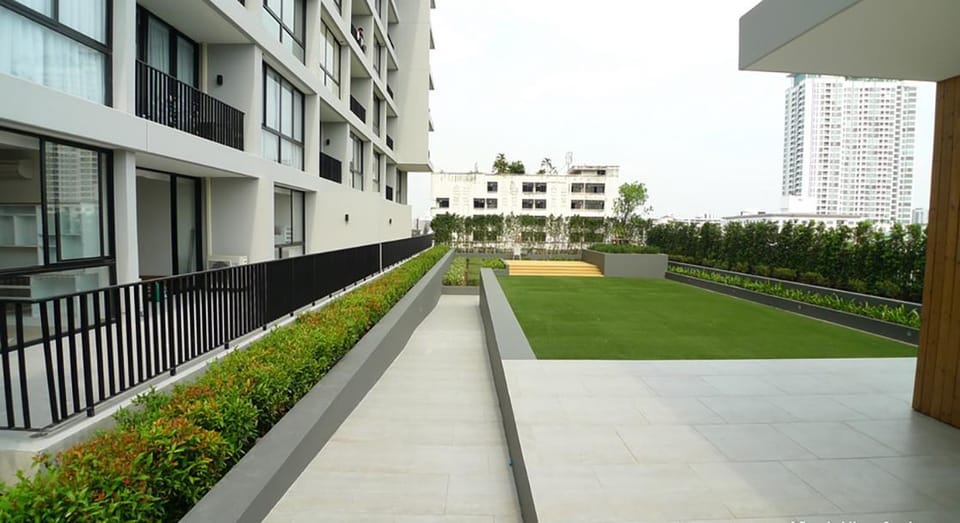 1 Bedroom near MRT & BTS Bangkok Apartment in Bangkok