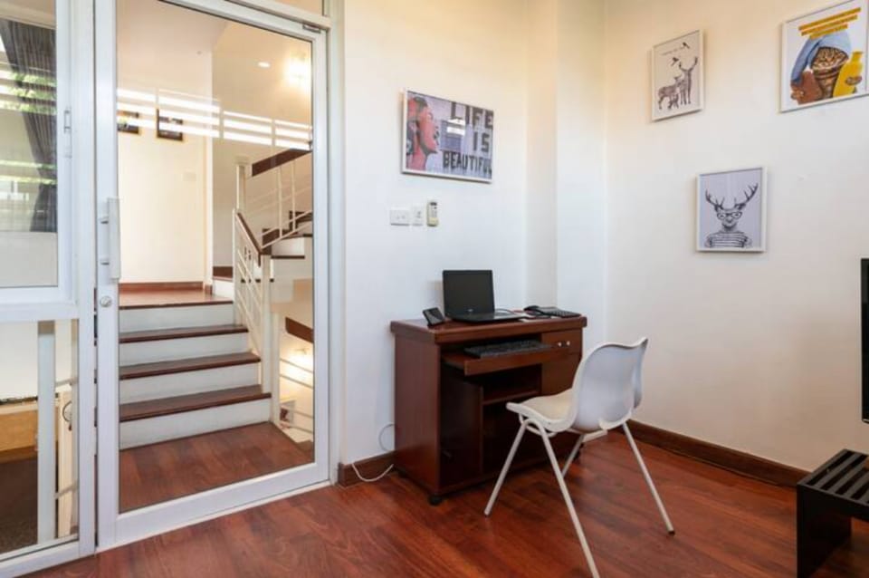 The 420 House in  Central BKK- BTS/Airport Link Vacation rental in Bangkok