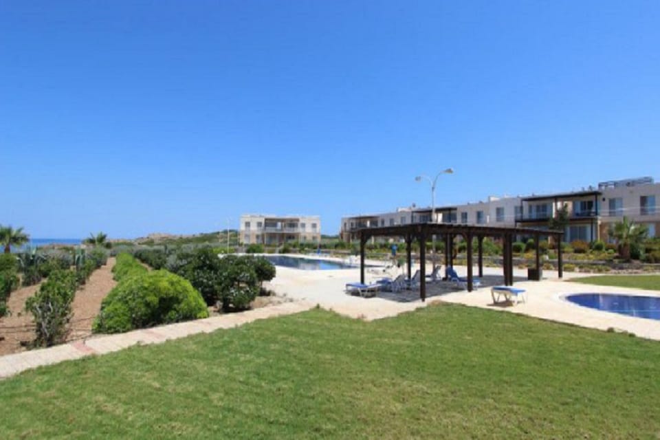 Luxury Seafront and Mountain View Apartment Apartment in Famagusta District