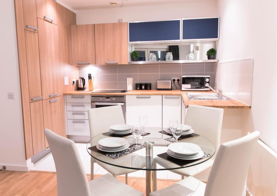 Red Ba Serviced Suites Apartment in Manchester