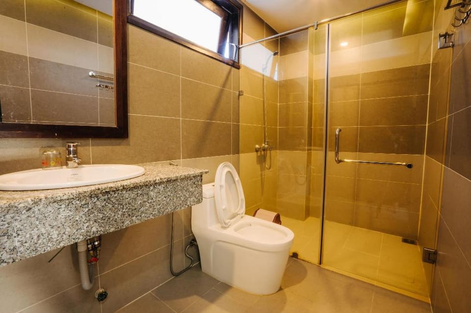 PRIVATE POOL VILLA - BILLIARD - 5' TO OLD TOWN Villa in Hoi An