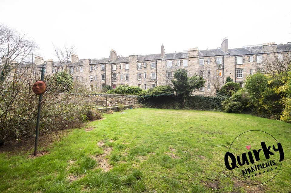 Edinburgh Luxury Central Apartment w/ Free Parking Apartment in Edinburgh