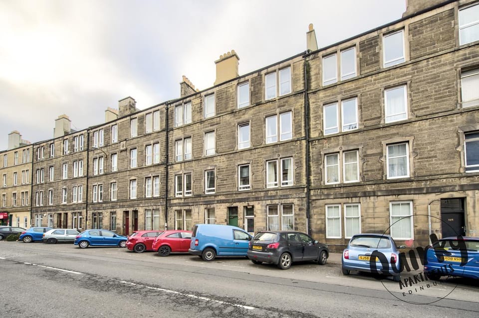 Edinburgh Luxury Central Apartment w/ Free Parking Apartment in Edinburgh