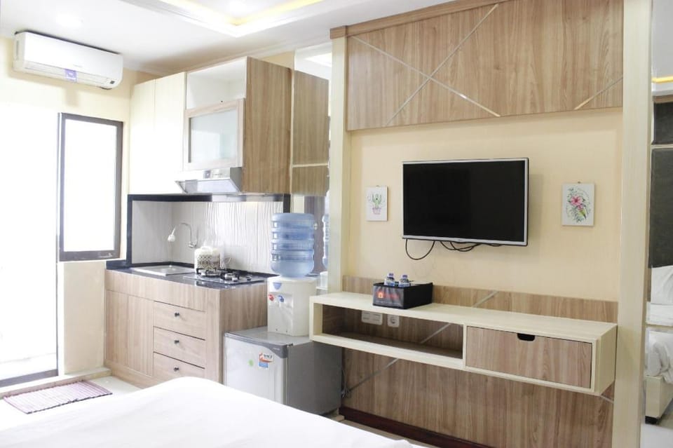 Minimalist Studio Gateway Apt Cicadas By Travelio Apartment in Bandung