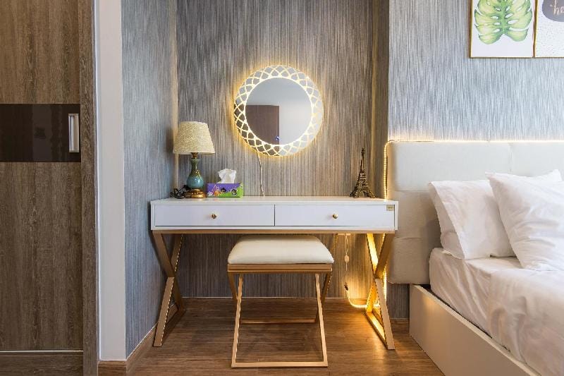 EXELLENT SERVICED APT / FOR FAMILY  Apartment in Hanoi