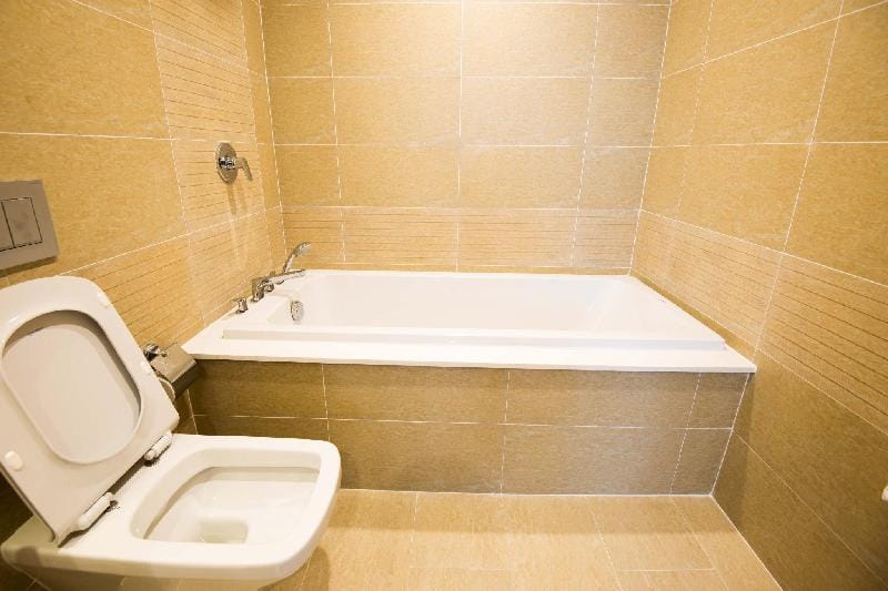 EXELLENT SERVICED APT / FOR FAMILY  Apartment in Hanoi