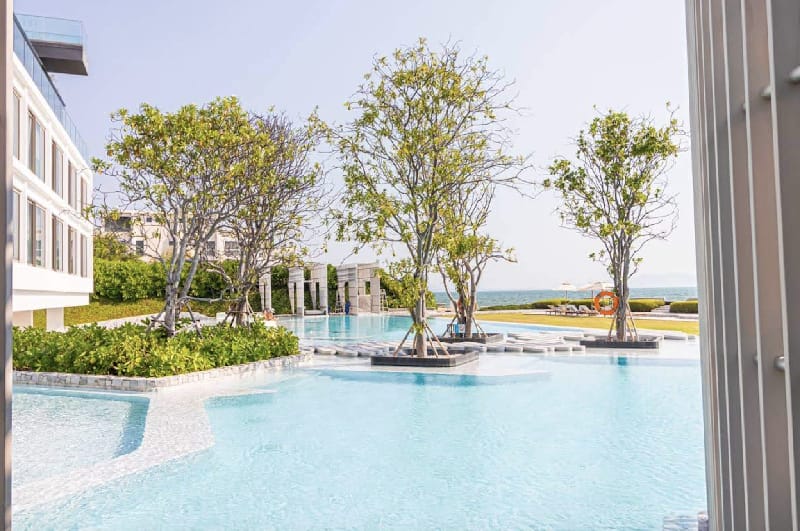Fantastic Beach & Pool 2BR Veranda Residence Apartment in Pattaya City