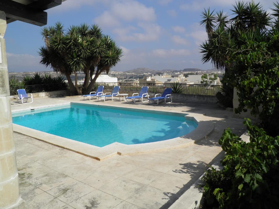 Ta' Sannat Farmhouse Gozo Villa in Malta