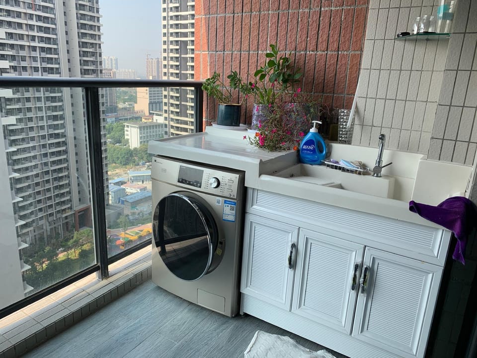 ZS City Center,Ferris Wheel,XZ Plaza,ZS N Station Apartment in Guangzhou