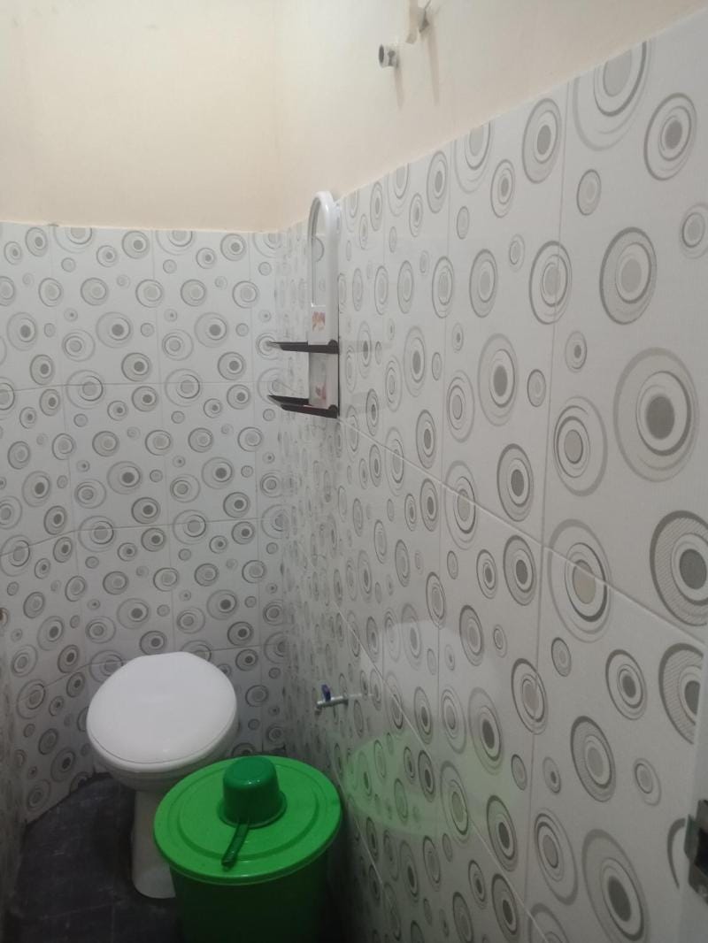 HK HOUSTEL SYARIAH Apartment in East Java