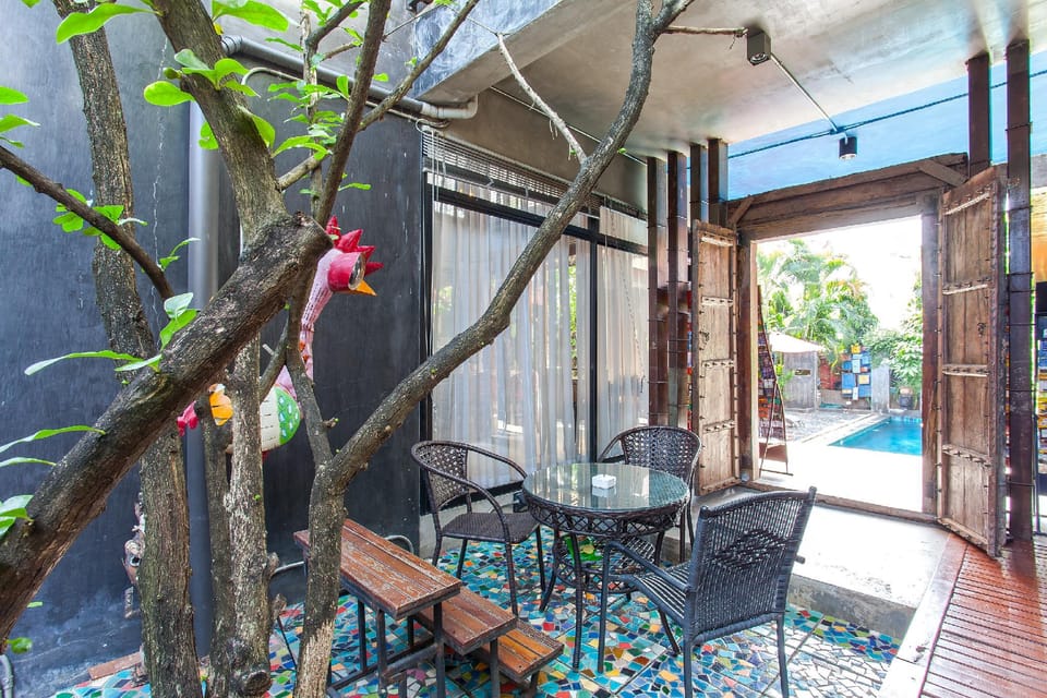 Indy City Villa 8BR Sleeps 15 w/Pool & Breakfast Villa in Chiang Mai