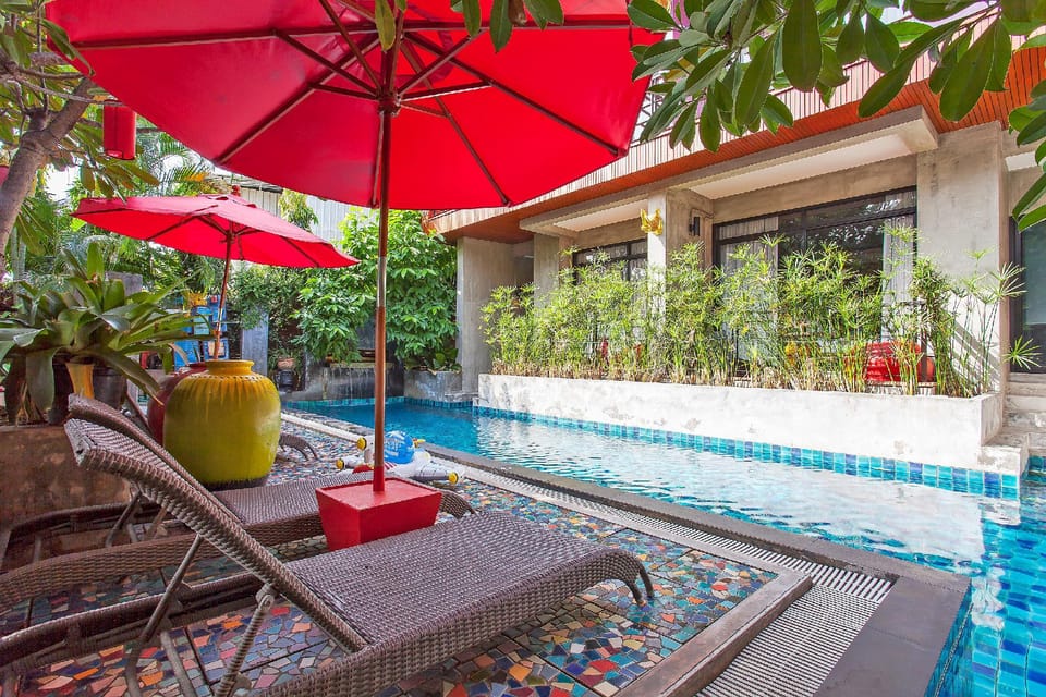 Indy City Villa 8BR Sleeps 15 w/Pool & Breakfast Villa in Chiang Mai