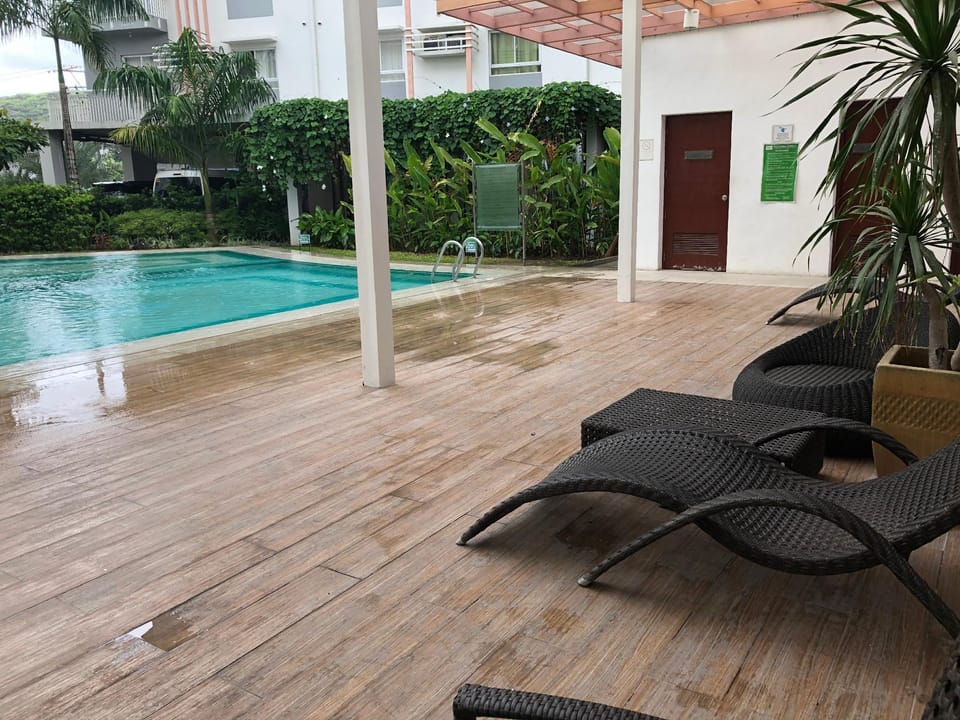Cheap , Cozy and Accessible 2BR condo Apartment in Lapu-Lapu City