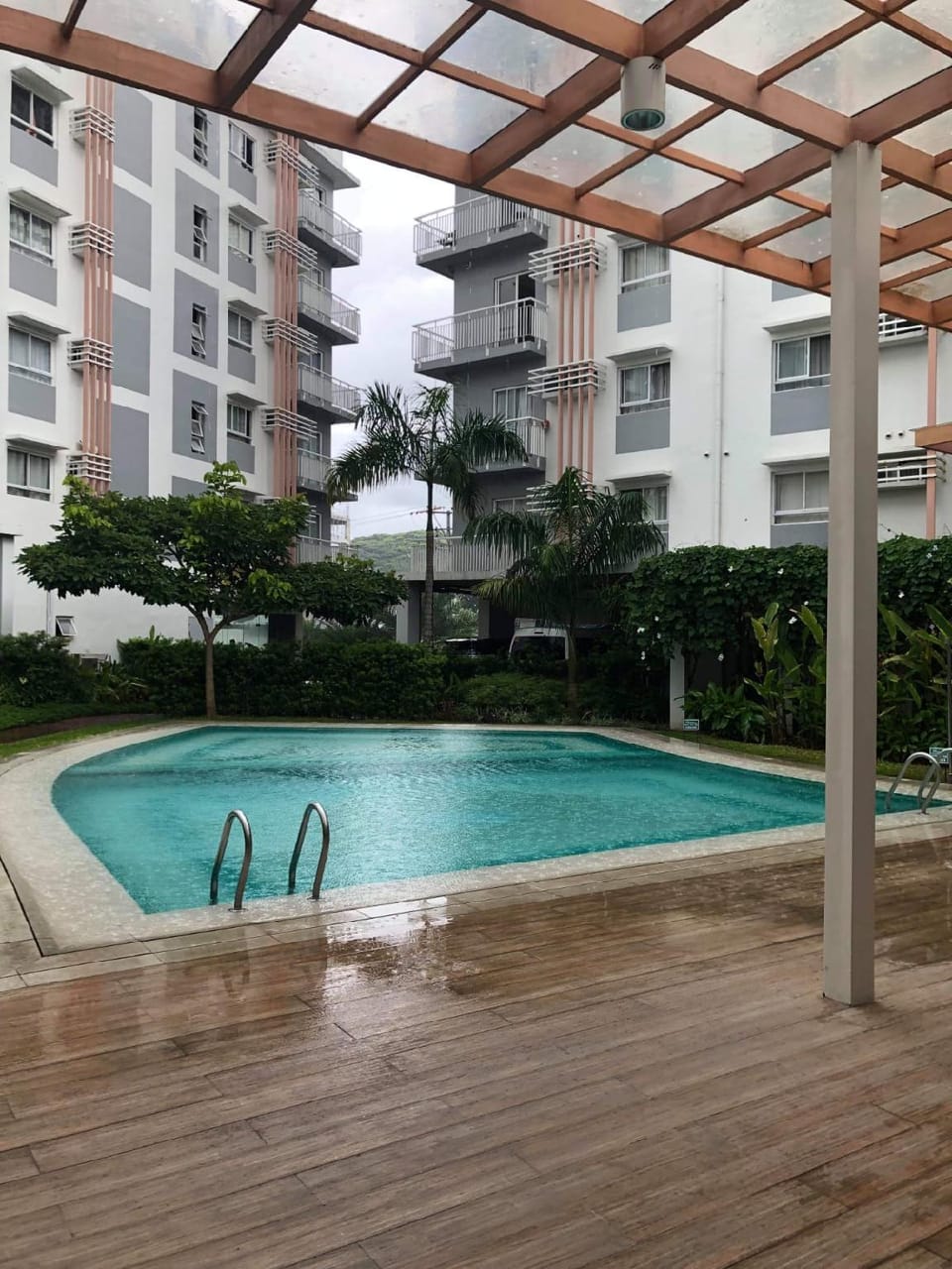 Cheap , Cozy and Accessible 2BR condo Apartment in Lapu-Lapu City