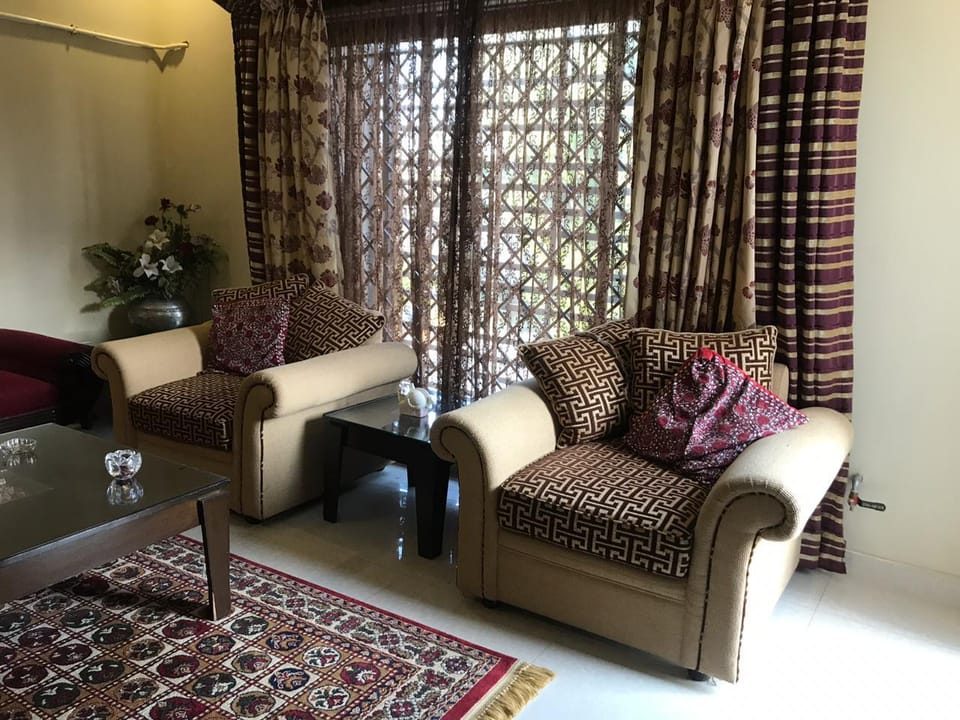 Tourists / Families / Lets explore the capital Vacation rental in Islamabad