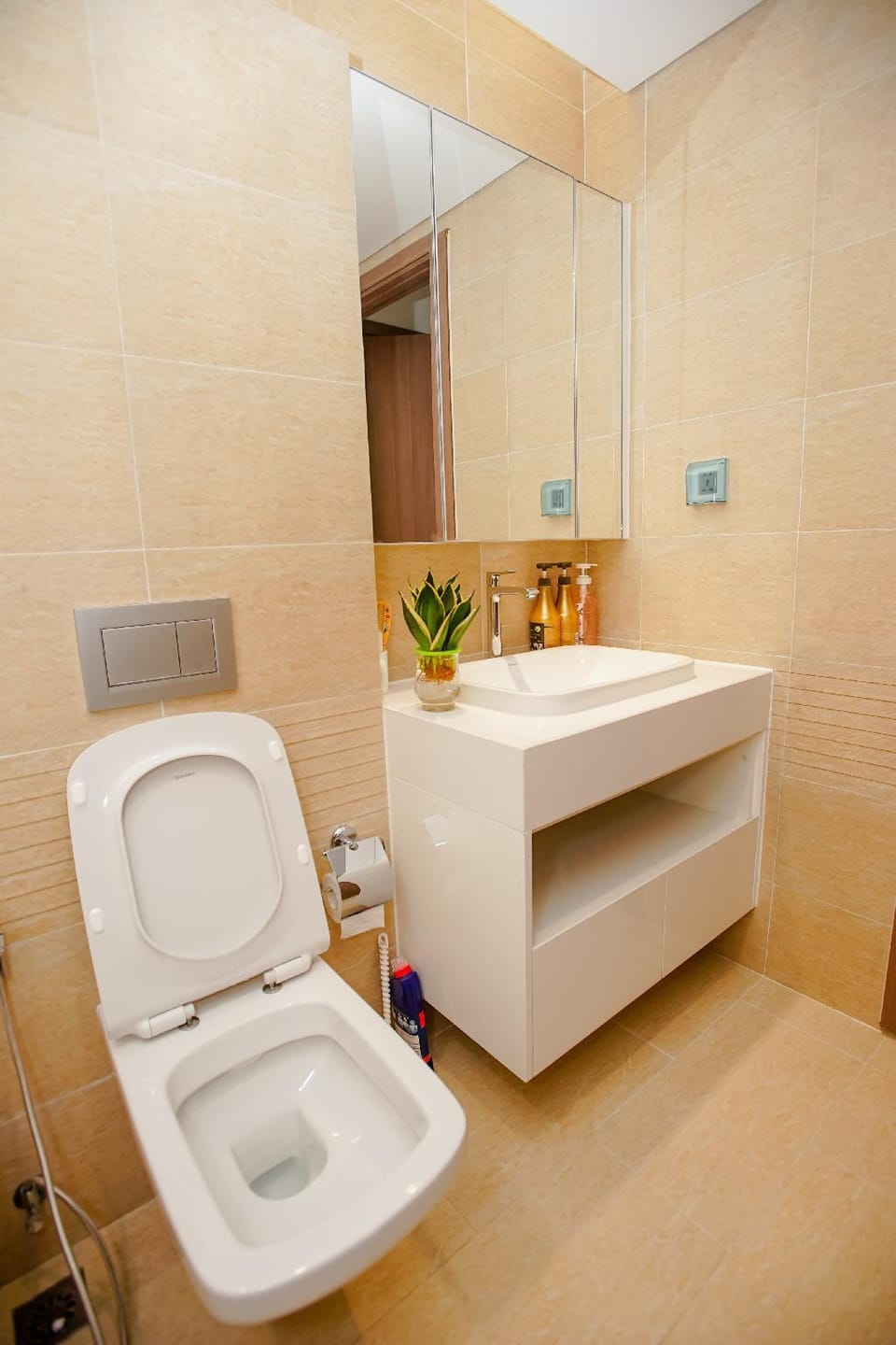 Vinhomes Metropolis luxury 2br2br Apartment in Hanoi
