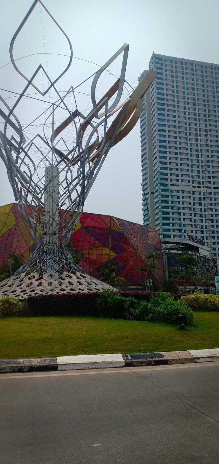Cheap and fun @Grand Kamala Lagoon Apartment in Jakarta