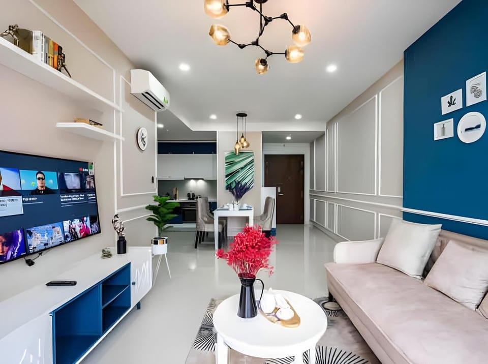 LYNHAPARTMENT#Saigon Royal# 2BR#POOL #GYM Apartment in Ho Chi Minh City
