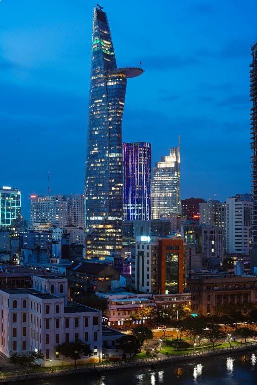 LYNHAPARTMENT#Saigon Royal# 2BR#POOL #GYM Apartment in Ho Chi Minh City