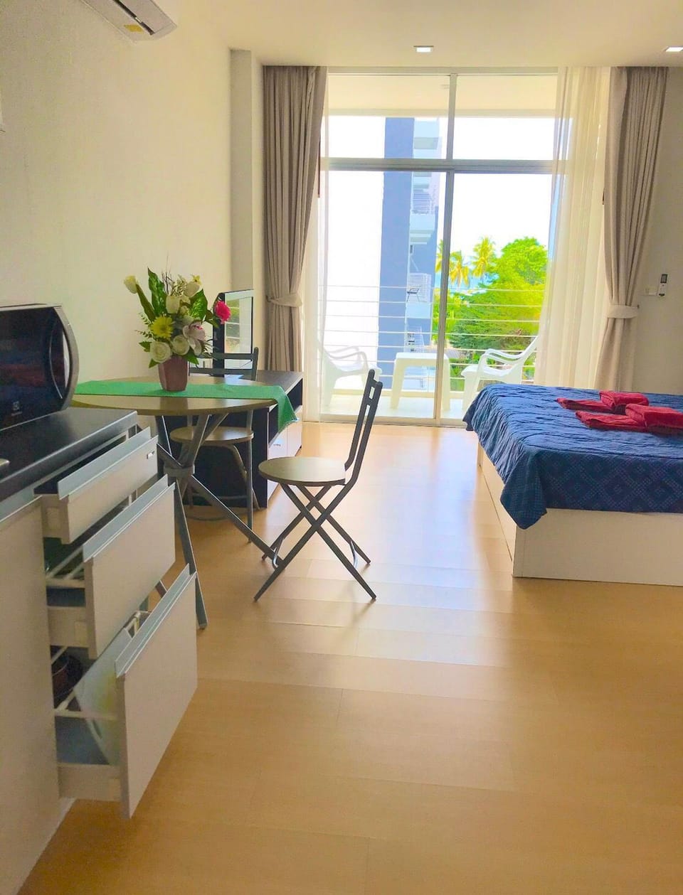 At Seacondo-Studio Room -B-34 (By Phoenix) Apartment in Krabi Changwat