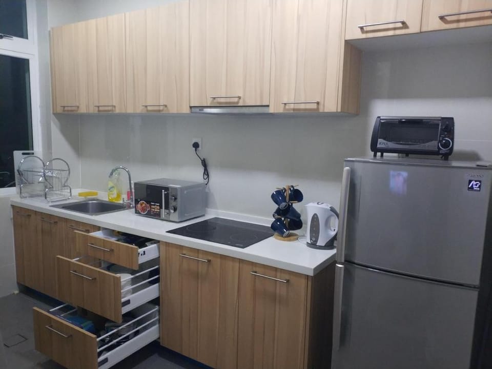 KSL 3Bedroom 6-12pax (High Floor) FreeWifi &TvBox Apartment in Johor Bahru